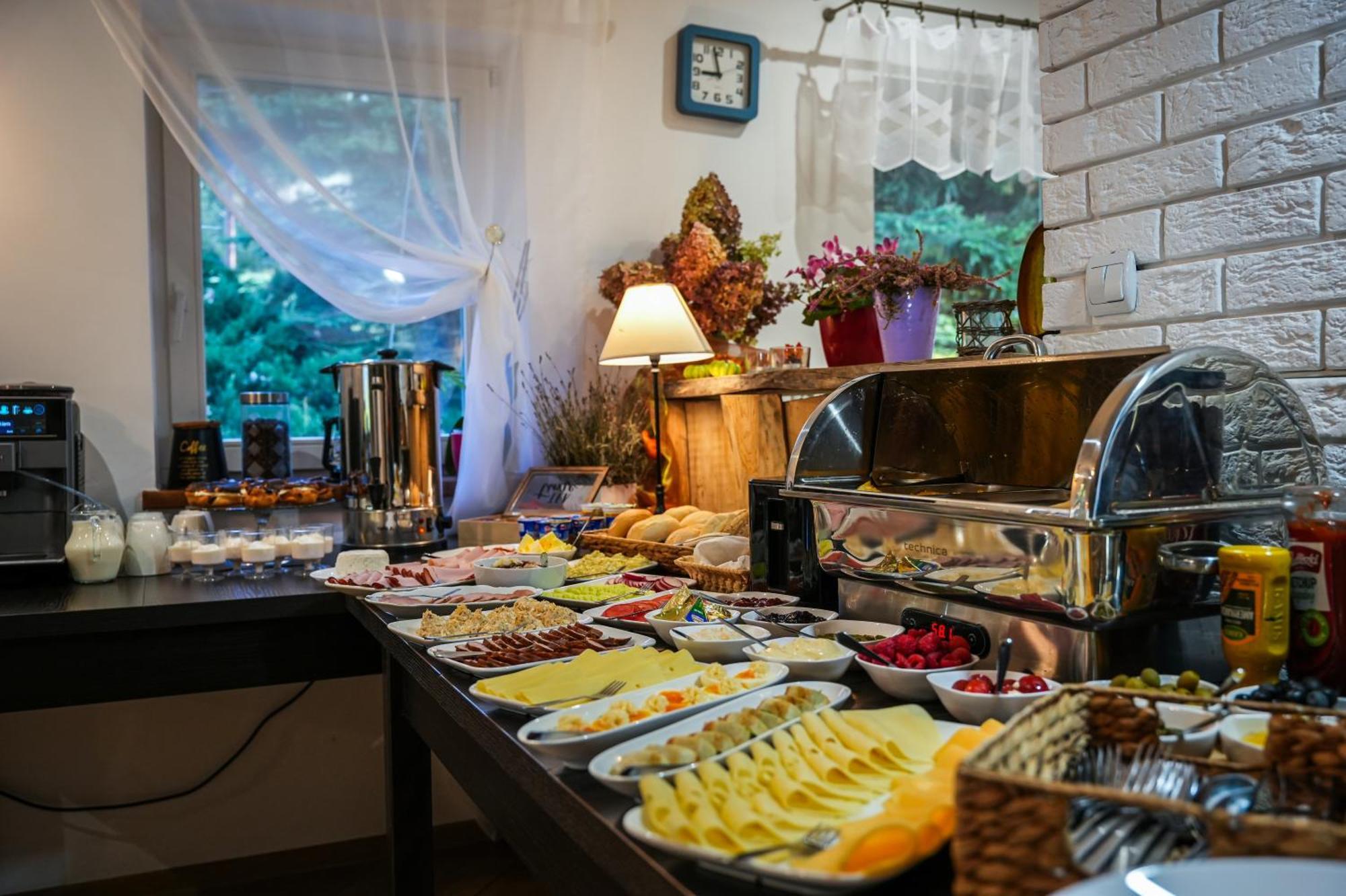 Apartamento Sowi Gosciniec Wellness & Breakfast Sokolec Exterior foto